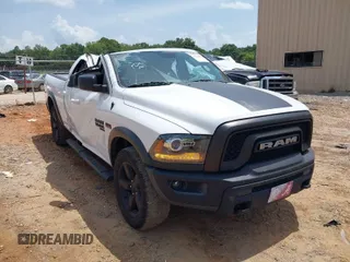 2019 Ram 1500 Classic Warlock with VIN 1C6RR6GT5KS731974, listed as a IAAI auction lot 40018822 with 81,259 mi miles. Bid and sale history available at carsss.com. Image 1.