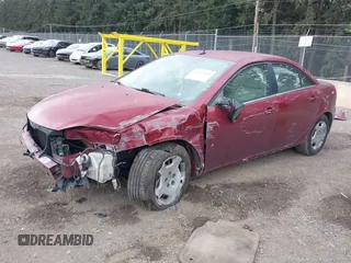 2008 Pontiac G6 1SV Value Leader z VIN 1G2ZF57B584305612, wystawiony jako IAAI lot #42053420 z przebiegiem 108 581 mil mil oraz . Historia ofert i sprzedaży dostępna na DreamBid. Obrazek 2.