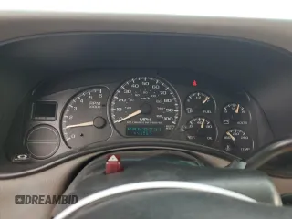 2002 Chevrolet Suburban LS with VIN 1GNEC16T52J182139, listed as a Copart auction lot 45413545 with 447,067 mi miles and Salvage Title. Bid and sale history available at carsss.com. Image 9.