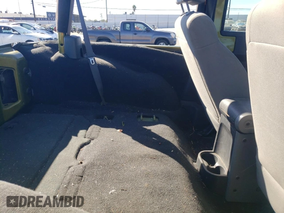 2008 Jeep Wrangler Rubicon с VIN 1J4GA64108L515733, выставлен на аукционе Copart как лот 80744384 с пробегом 139 565 миль миль и Списание • Salvage title. История ставок и продаж доступна на DreamBid. Изображение 10.