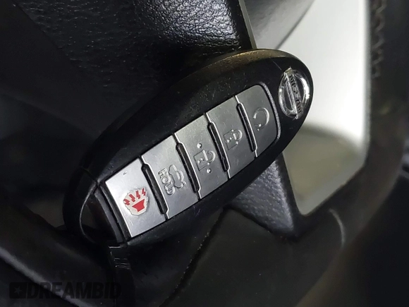 2017 Nissan Maxima SV с VIN 1N4AA6AP1HC447467, выставлен на аукционе IAAI как лот 40918468 с пробегом 166 352 миль миль и . История ставок и продаж доступна на DreamBid. Изображение 11.
