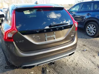 2016 Volvo V60 Cross Country T5 with VIN YV4612HK1G1018856, listed as a IAAI auction lot 41033744 with 120,451 mi miles. Bid and sale history available at carsss.com. Image 17.