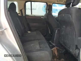 2014 Jeep Patriot Altitude with VIN 1C4NJPBAXED537475, listed as a Copart auction lot 57080595 with 173,599 mi miles and Clean title. Bid and sale history available at DreamBid. Image 10.
