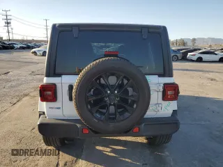 2021 Jeep Wrangler Unlimited Sahara с VIN 1C4JJXP60MW800921, выставлен на аукционе Copart как лот 46296935 с пробегом 28 474 миль миль и Списание • Salvage title. История ставок и продаж доступна на DreamBid. Изображение 6.