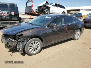 2013 Lexus ES 300h z VIN JTHBW1GG8D2009795, wystawiony jako Copart lot #52389025 z przebiegiem 110 504 mil mil oraz Szkoda całkowita • Salvage title. Historia ofert i sprzedaży dostępna na DreamBid. Obrazek 1.