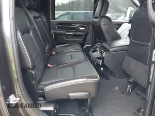 2019 Ram 2500 Laramie with VIN 3C6UR5NL9KG588980, listed as a IAAI auction lot 41299311 with 1 mi miles. Bid and sale history available at carsss.com. Image 8.