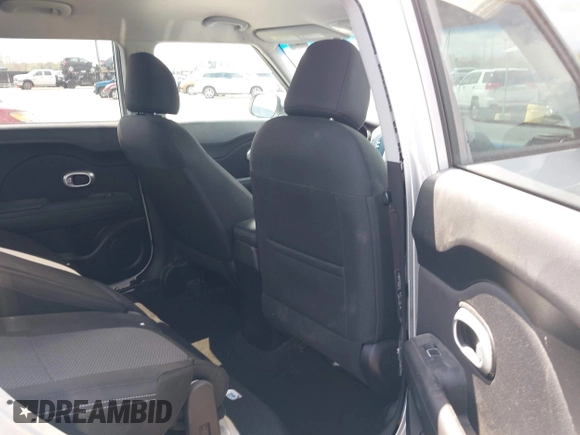 2018 Kia Soul + with VIN KNDJP3A53J7510640, listed as a IAAI auction lot 42061530 with 62,068 mi miles. Bid and sale history available at carsss.com. Image 8.
