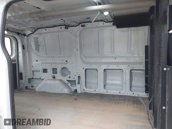 2019 Ford Transit с VIN 1FTYR1ZM8KKB50045, выставлен на аукционе IAAI как лот 41467897 с пробегом 106 525 миль миль и . История ставок и продаж доступна на DreamBid. Изображение 8.