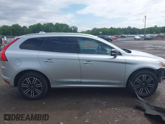 2017 Volvo XC60 Dynamic z VIN YV440MRR0H2107735, wystawiony jako IAAI lot #42458277 z przebiegiem 90 089 mil mil oraz . Historia ofert i sprzedaży dostępna na DreamBid. Obrazek 13.