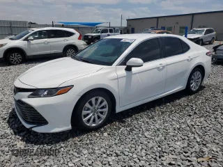 2020 Toyota Camry LE with VIN 4T1C11AK0LU340449, listed as a Copart auction lot 54071195 with 16,881 mi miles and Salvage Title. Bid and sale history available at carsss.com. Image 1.