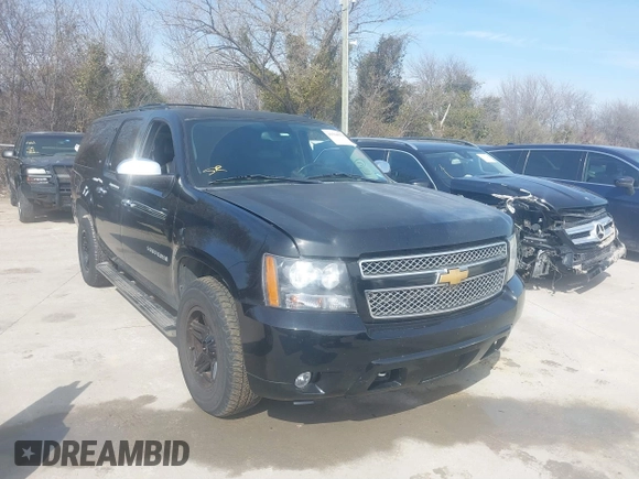 2013 Chevrolet Suburban LT с VIN 1GNSCJE06DR244789, выставлен на аукционе IAAI как лот 41568978 с пробегом 224 374 миль миль и . История ставок и продаж доступна на DreamBid. Изображение 1.