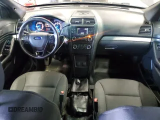 2018 Ford Police Interceptor Utility z VIN 1FM5K8AR5JGA27100, wystawiony jako Copart lot #58722565 z przebiegiem 95 481 mil mil oraz Tytuł czysty. Historia ofert i sprzedaży dostępna na DreamBid. Obrazek 8.