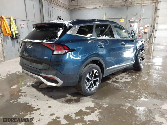 2023 Kia Sportage Hybrid EX with VIN KNDPVCAG2P7047772, listed as a IAAI auction lot 41581361 with 38,110 mi miles. Bid and sale history available at carsss.com. Image 4.