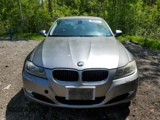 2009 BMW 3 Series 328i xDrive with VIN WBAPK735X9A449375, listed as a Copart auction lot 58939475 with 255,512 mi miles and Non repairable. Bid and sale history available at DreamBid. Image 5.