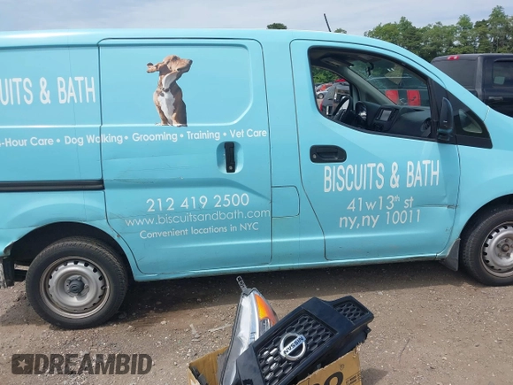2021 Nissan NV200 SV with VIN 3N6CM0KN6MK690648, listed as a IAAI auction lot 42596767 with 58,382 mi miles and . Bid and sale history available at DreamBid. Image 19.
