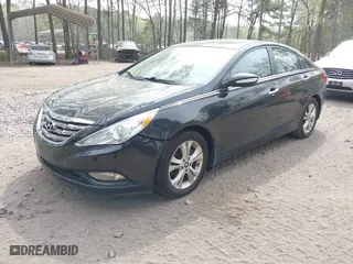 2013 Hyundai Sonata SE with VIN 5NPEC4AC9DH807963, listed as a IAAI auction lot 41971858 with 117,037 mi miles. Bid and sale history available at carsss.com. Image 2.