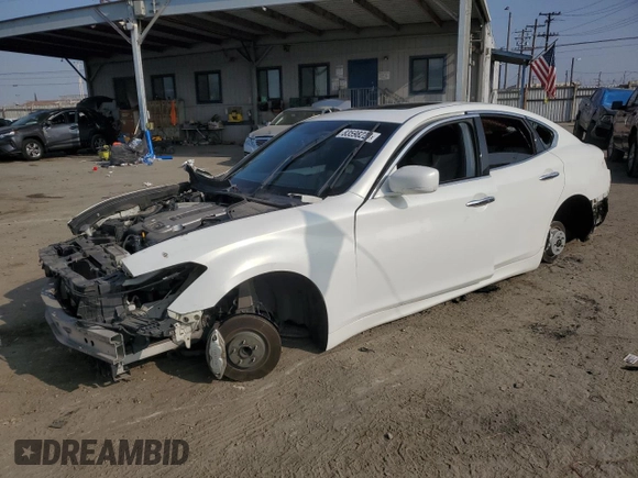 2013 Infiniti M with VIN JN1BY1AP2DM510841, listed as a Copart auction lot 83598224 with Not Provided miles and Salvage Title. Bid and sale history available at carsss.com. Image 1.