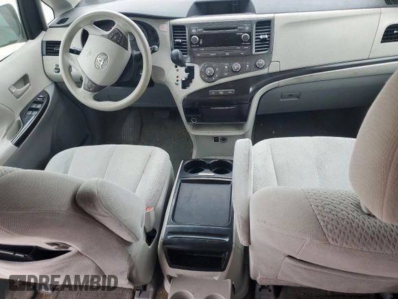 2011 Toyota Sienna LE AAS with VIN 5TDKK3DC9BS130285, listed as a Copart auction lot 49036595 with 0 mi miles and Salvage Title. Bid and sale history available at carsss.com. Image 8.