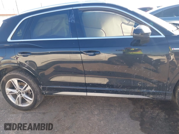 2023 Audi Q3 S line Premium Plus with VIN WA1EECF3XP1140582, listed as a IAAI auction lot 41271342 with 17,560 mi miles and . Bid and sale history available at DreamBid. Image 14.