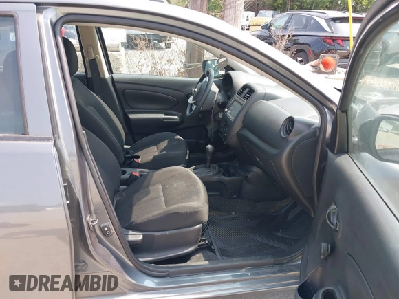 2019 Nissan Versa SV with VIN 3N1CN7AP5KL819887, listed as a IAAI auction lot 40090171 with Not provided miles and . Bid and sale history available at DreamBid. Image 5.