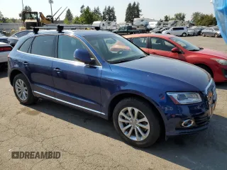 2014 Audi Q5 Premium Plus with VIN WA1LFAFP7EA050329, listed as a Copart auction lot 70219814 with 0 mi miles and Salvage Title. Bid and sale history available at carsss.com. Image 4.
