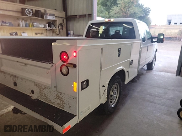 2015 Ford F-250 XL с VIN 1FD7X2A67FEA15739, выставлен на аукционе IAAI как лот 42600504 с пробегом 72 664 миль миль и . История ставок и продаж доступна на DreamBid. Изображение 29.