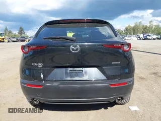 2023 Mazda CX-30 S z VIN 3MVDMBAM0PM519901, wystawiony jako IAAI lot #42255344 z przebiegiem 20 839 mil mil oraz . Historia ofert i sprzedaży dostępna na DreamBid. Obrazek 16.