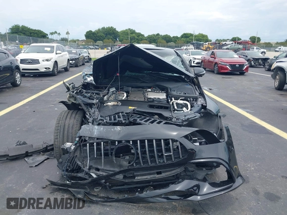 2022 Mercedes-Benz AMG GT 53 z VIN W1K7X6BB6NA045124, wystawiony jako IAAI lot #42637008 z przebiegiem Nie podano mil oraz . Historia ofert i sprzedaży dostępna na DreamBid. Obrazek 6.