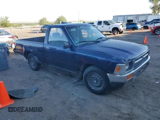 1994 Toyota Pickup DX with VIN JT4RN81P1R5194038, listed as a Copart auction lot 62742145 with 480,827 mi miles and Clean title. Bid and sale history available at DreamBid. Image 4.