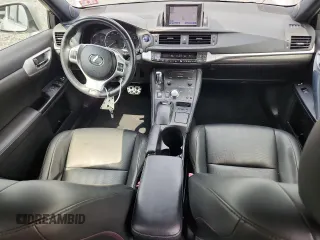 2013 Lexus CT 200h с VIN JTHKD5BH2D2158510, выставлен на аукционе Copart как лот 62389395 с пробегом 153 402 миль миль и Списание • Salvage title. История ставок и продаж доступна на DreamBid. Изображение 8.