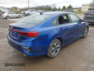 2019 Kia Forte LXS with VIN 3KPF24AD6KE123521, listed as a IAAI auction lot 42020460 with 72,927 mi miles. Bid and sale history available at carsss.com. Image 4.