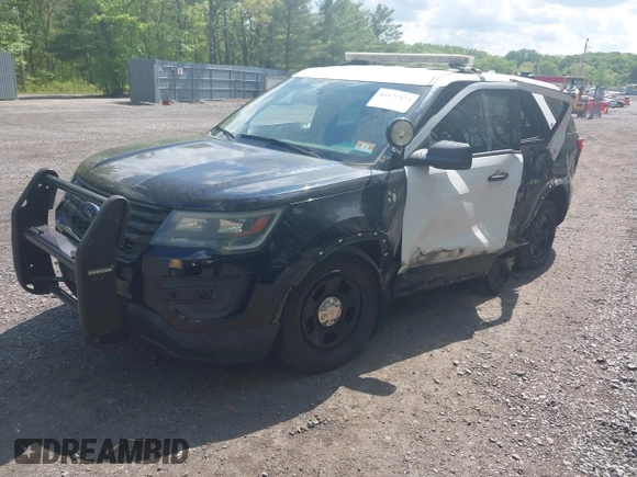2016 Ford Police Interceptor Utility z VIN 1FM5K8AR3GGB36826, wystawiony jako IAAI lot #42177474 z przebiegiem 65 464 mil mil oraz . Historia ofert i sprzedaży dostępna na DreamBid. Obrazek 17.