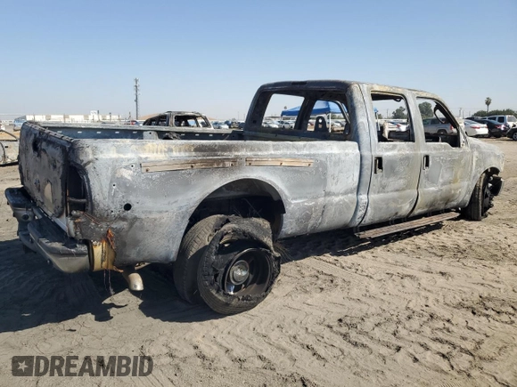 2003 Ford F-350 XL with VIN 1FTWW33P63EB36823, listed as a Copart auction lot 72967894 with Not Provided miles and Salvage Title. Bid and sale history available at DreamBid. Image 3.
