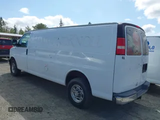 2007 Chevrolet City Express Cargo z VIN 1GCHG39V571209155, wystawiony jako IAAI lot #42168782 z przebiegiem 139 537 mil mil oraz . Historia ofert i sprzedaży dostępna na DreamBid. Obrazek 3.
