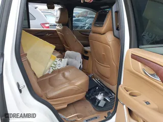 2017 Cadillac Escalade Platinum with VIN 1GYS4DKJ7HR277904, listed as a IAAI auction lot 41757014 with 109,177 mi miles. Bid and sale history available at carsss.com. Image 8.