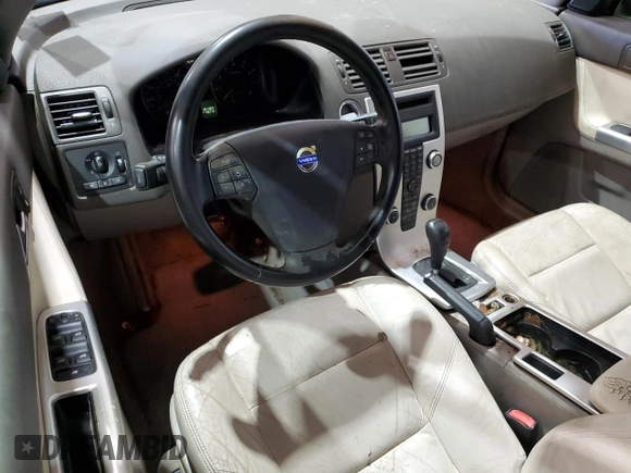 2011 Volvo S40 with VIN YV1672MS3B2539324, listed as a Copart auction lot 41871775 with 191,369 mi miles and Salvage Title. Bid and sale history available at carsss.com. Image 8.