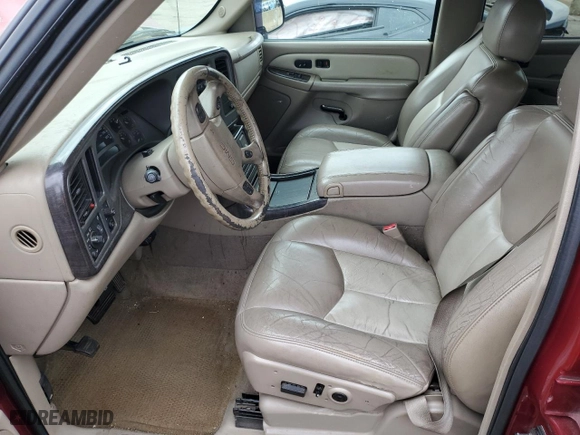 2004 GMC Yukon Denali with VIN 1GKEK63U94J135340, listed as a Copart auction lot 74230534 with 164,235 mi miles and Salvage Title. Bid and sale history available at carsss.com. Image 7.
