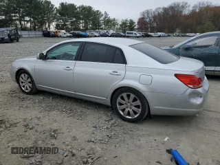 2005 Toyota Avalon XL with VIN 4T1BK36B95U046581, listed as a Copart auction lot 52516655 with 185,484 mi miles and Clean Title. Bid and sale history available at carsss.com. Image 2.