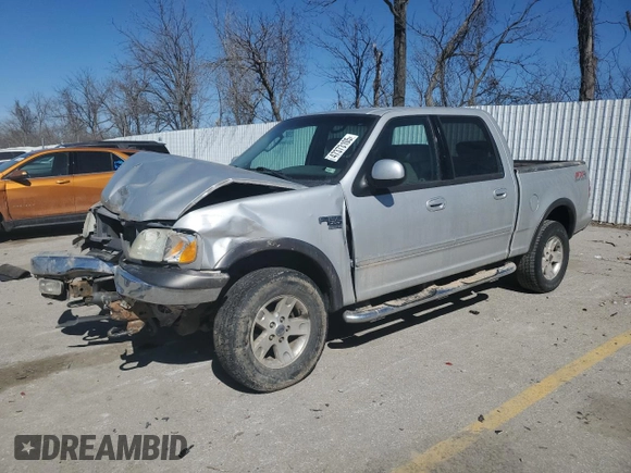 2003 Ford F-150 XLT with VIN 1FTRW08L03KD74119, listed as a Copart auction lot 47373105 with 303,513 mi miles and Salvage Title. Bid and sale history available at carsss.com. Image 1.