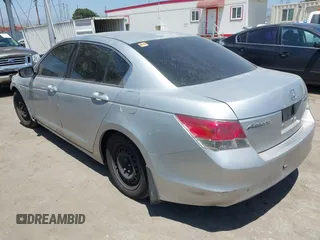 2008 Honda Accord LX z VIN 1HGCP26318A120399, wystawiony jako IAAI lot #42175074 z przebiegiem 195 637 mil mil oraz . Historia ofert i sprzedaży dostępna na DreamBid. Obrazek 3.