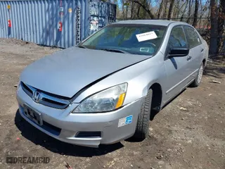 2007 Honda Accord Sdn VP with VIN 1HGCM56167A193081, listed as a IAAI auction lot 42064027 with 95,984 mi miles. Bid and sale history available at carsss.com. Image 2.