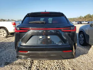 2024 Lexus NX with VIN JTJGGCEZ0R5009166, listed as a Copart auction lot 84429794 with 11,770 mi miles and Clean Title. Bid and sale history available at carsss.com. Image 6.