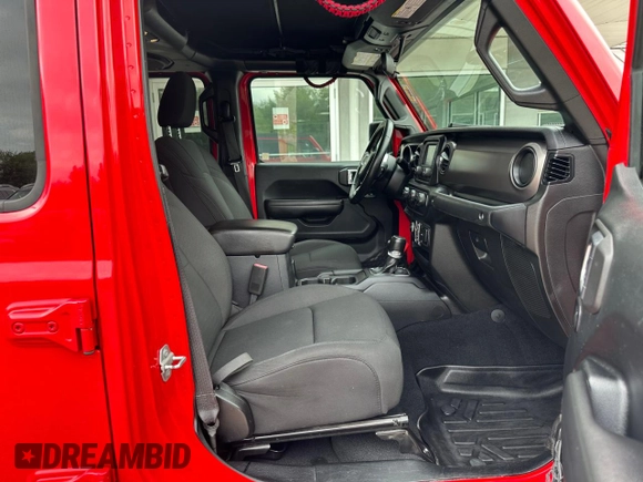 2020 Jeep Gladiator Sport S with VIN 1C6HJTAG7LL126346, listed as a Copart auction lot 64499175 with 147,236 mi miles and Clean title. Bid and sale history available at DreamBid. Image 5.