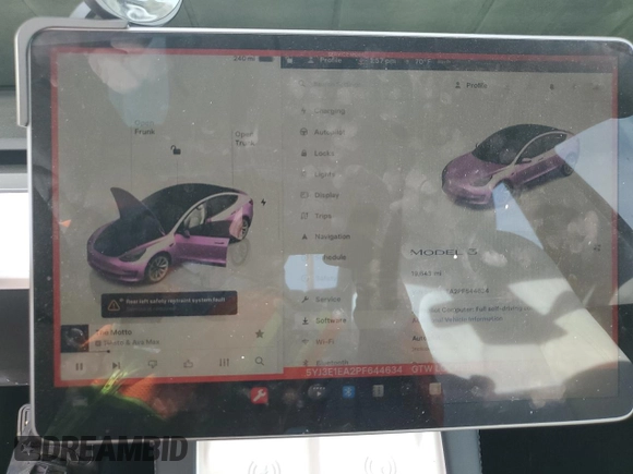 2023 Tesla Model 3 с VIN 5YJ3E1EA2PF644634, выставлен на аукционе Copart как лот 85637384 с пробегом 19 643 миль миль и Списание • Salvage title. История ставок и продаж доступна на DreamBid. Изображение 9.