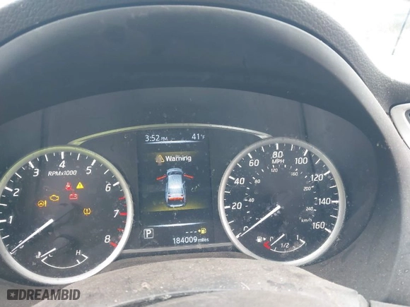2016 Nissan Sentra SR with VIN 3N1AB7AP2GL668546, listed as a IAAI auction lot 41874369 with 184,009 mi miles. Bid and sale history available at carsss.com. Image 7.