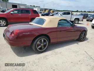 2004 Ford Thunderbird Deluxe z VIN 1FAHP60A64Y103060, wystawiony jako Copart lot #68915834 z przebiegiem 118 968 mil mil oraz Szkoda całkowita • Salvage title. Historia ofert i sprzedaży dostępna na DreamBid. Obrazek 3.