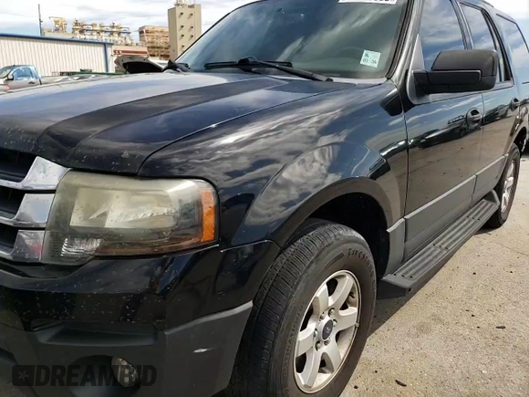2016 Ford Expedition XL with VIN 1FMJU1FT0GEF29621, listed as a Copart auction lot 61010635 with 198,028 mi miles and Salvage title. Bid and sale history available at DreamBid. Image 14.