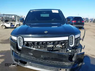 2024 Rivian R1S Adventure z VIN 7PDSGABA8RN039833, wystawiony jako IAAI lot #41867083 z przebiegiem Nie podano mil oraz . Historia ofert i sprzedaży dostępna na DreamBid. Obrazek 11.