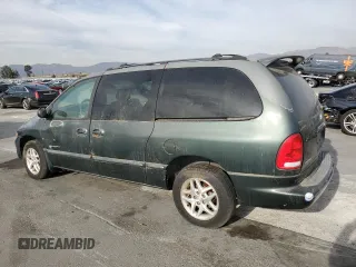 2000 Dodge Caravan SE with VIN 1B4GP44R6YB802320, listed as a Copart auction lot 79336244 with 163,919 mi miles and Clean Title. Bid and sale history available at carsss.com. Image 2.