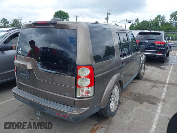 2011 Land Rover LR4 Lux with VIN SALAK2D44BA557992, listed as a IAAI auction lot 42267596 with 217,414 mi miles and . Bid and sale history available at DreamBid. Image 4.